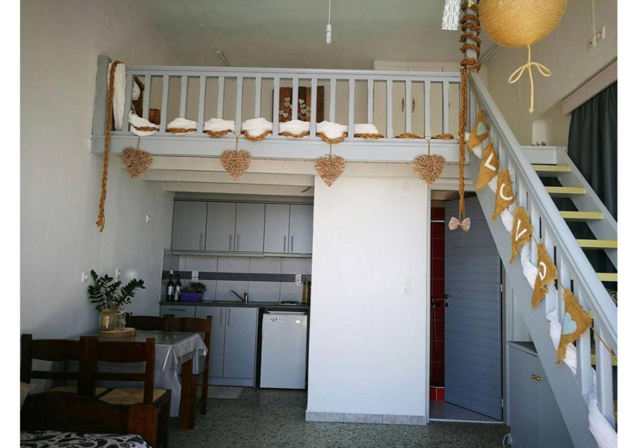 Kikilia'S & Stelio'S Apartments アダマス エクステリア 写真